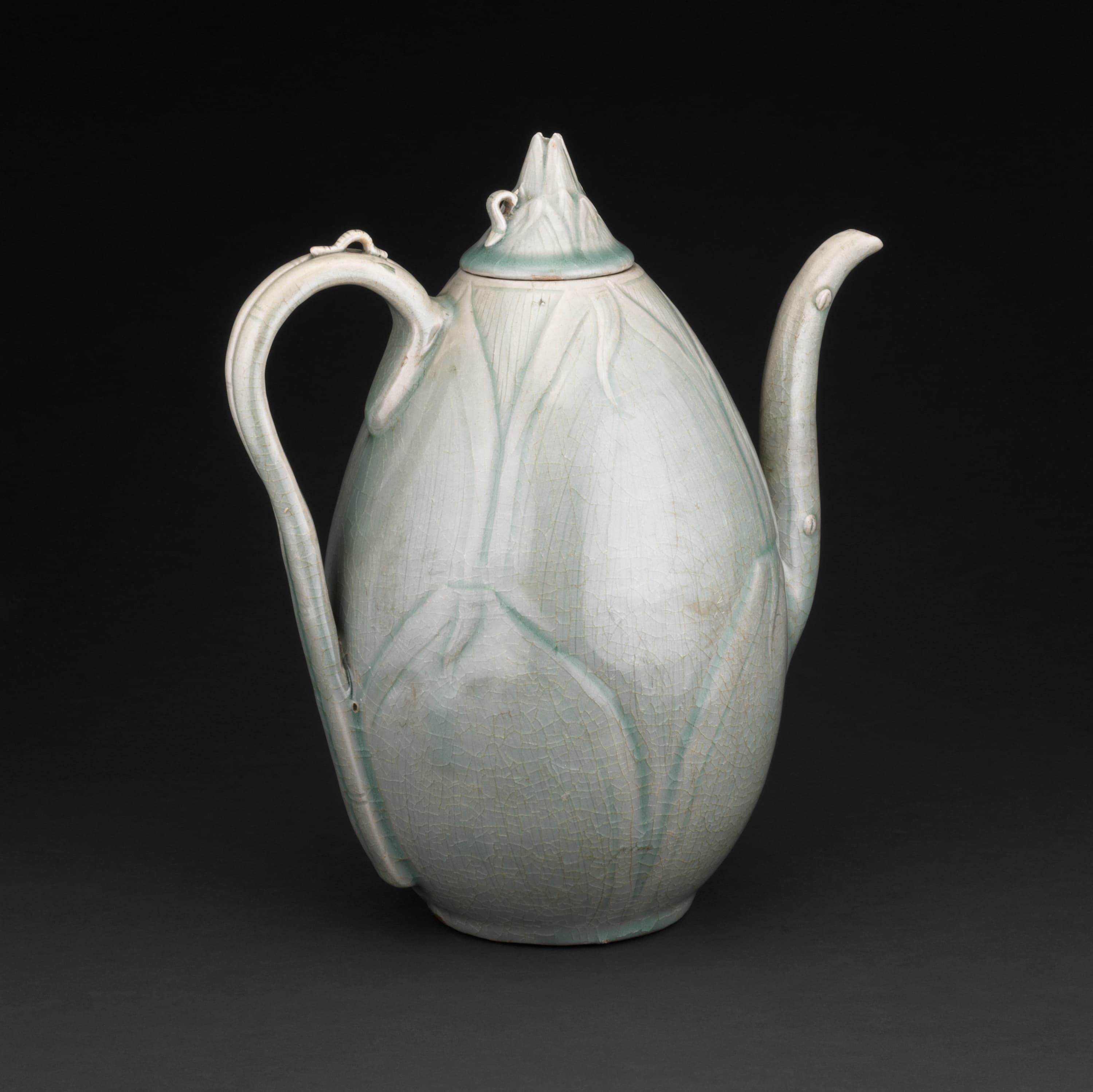 Bamboo Shoot-Shaped Ewer